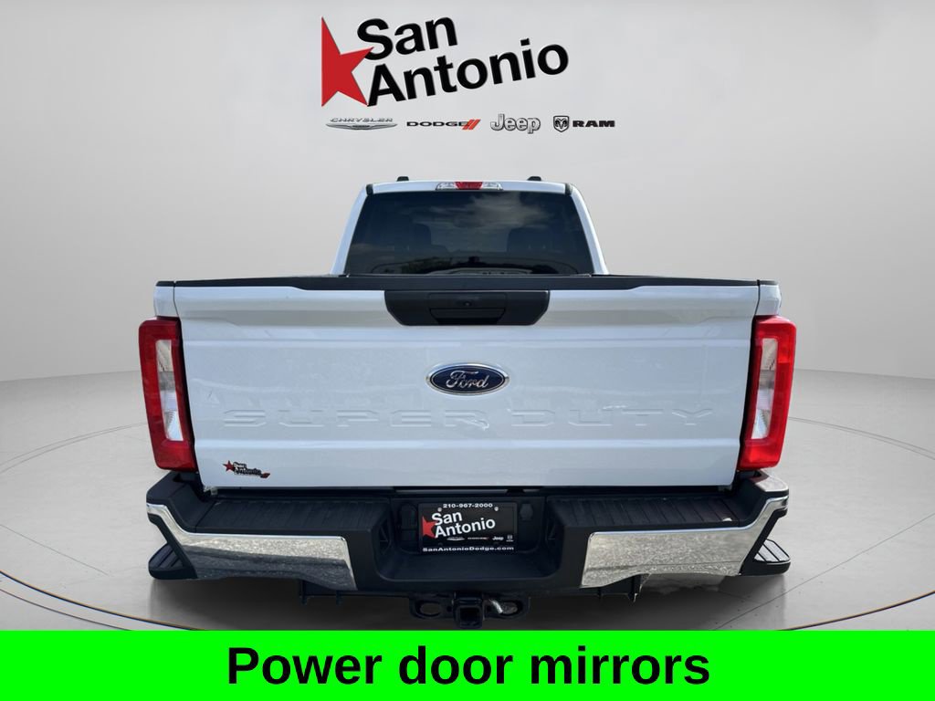 Used 2025 Ford F250 XLT AWD/4WD image 12