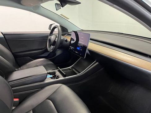 Used 2020 Tesla Model 3 Performance AWD/4WD image 10