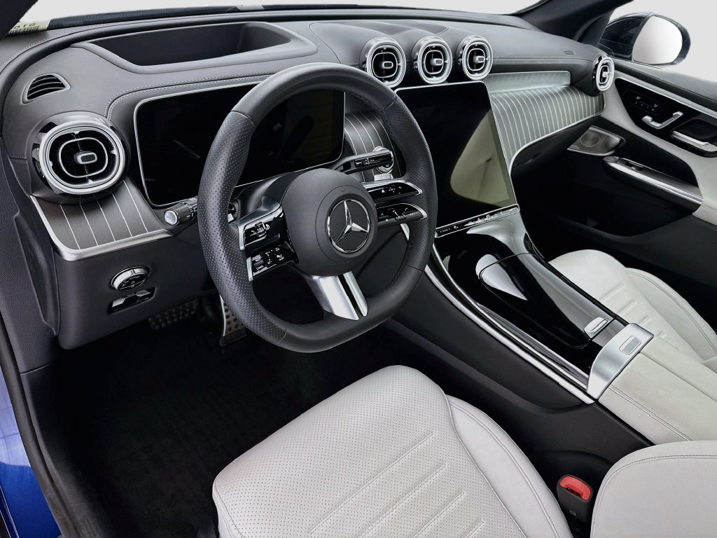 Certified 2026 Mercedes-Benz GLC 300 image 9