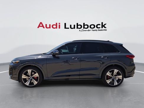 Used 2025 Audi SQ5 Premium Plus AWD/4WD image 5
