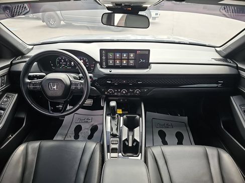 Used 2025 Honda Accord Sport image 18