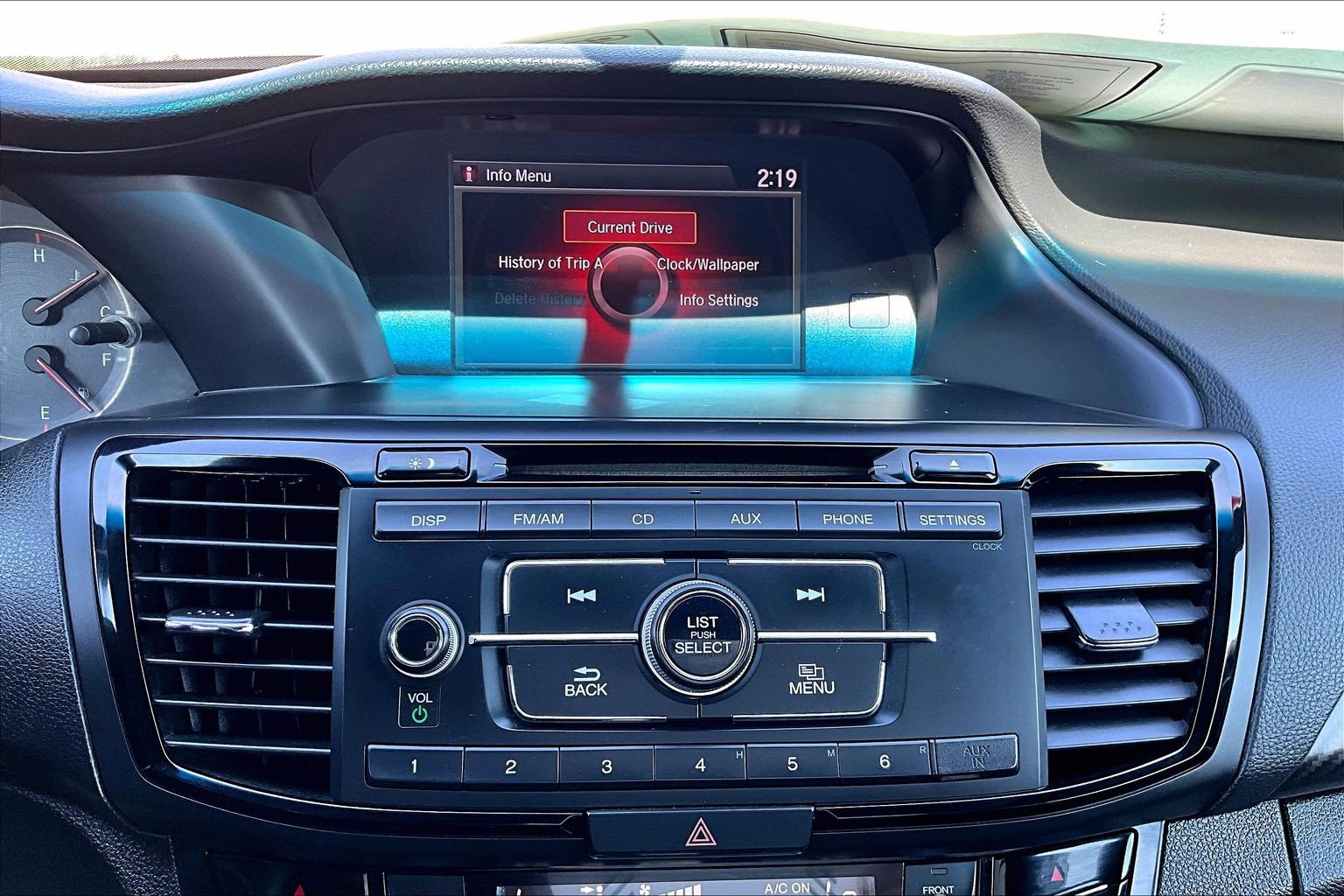Used 2017 Honda Accord Sport image 23