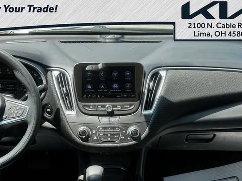 Used 2025 Chevrolet Malibu LT FWD image 9