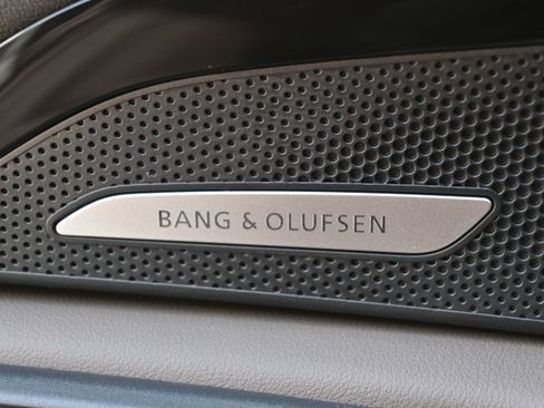 Used 2025 Audi Q5 Premium Plus image 29