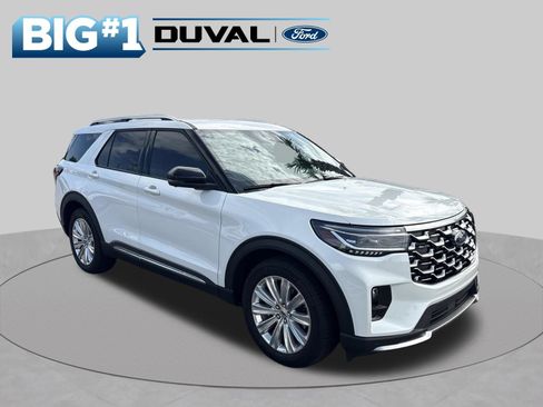 Used 2025 Ford Explorer Platinum RWD image 1