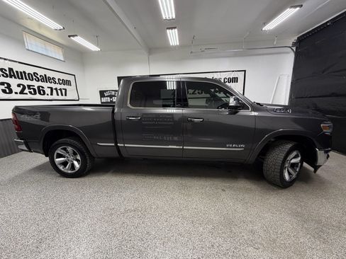 Used 2019 RAM 1500 Limited AWD/4WD image 2