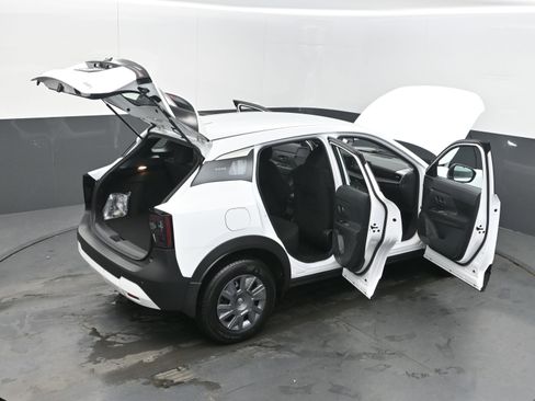 Certified 2025 Nissan Kicks S image 42