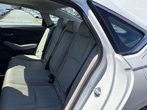 Certified 2024 Honda Accord EX image 32
