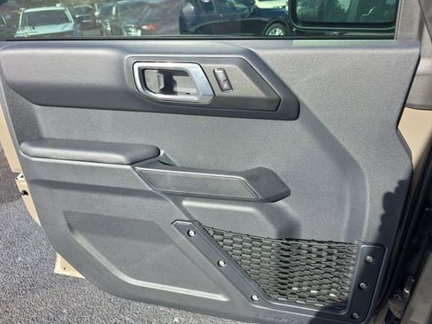 New 2025 Ford Bronco Outer Banks image 28