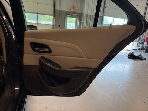Used 2015 Chevrolet Malibu LT w/ Power Convenience Package FWD image 25