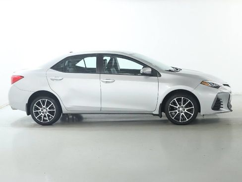 Used 2017 Toyota Corolla SE 50th Anniversary FWD image 11