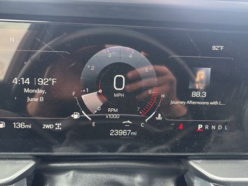 Used 2025 GMC Terrain Elevation AWD/4WD image 11