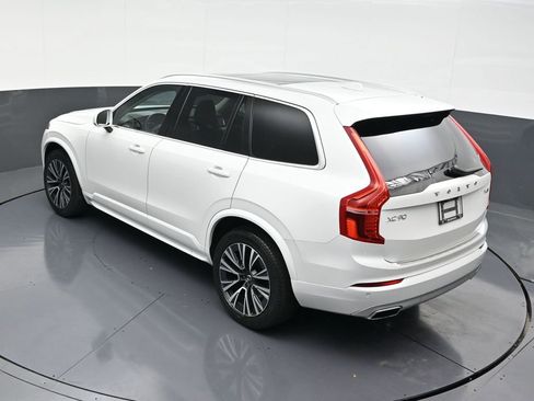 Used 2021 Volvo XC90 T6 Momentum w/ Protection Package Premier image 20