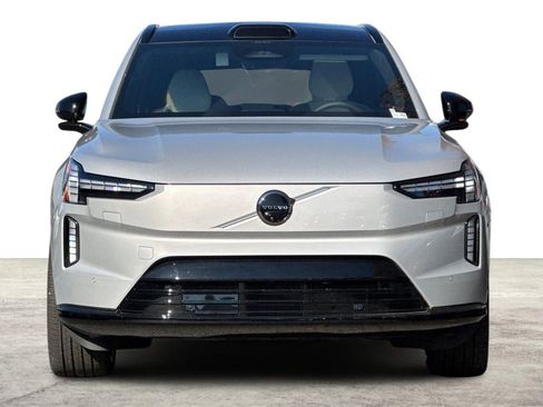 New 2025 Volvo EX90 Ultra image 10