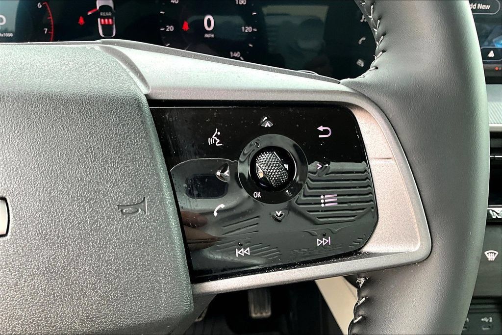 Certified 2025 Nissan Murano SV AWD/4WD image 23