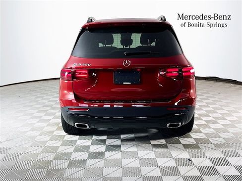 Certified 2025 Mercedes-Benz GLB 250 image 6