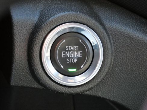 Used 2023 Chevrolet TrailBlazer RS w/ Convenience Package image 27