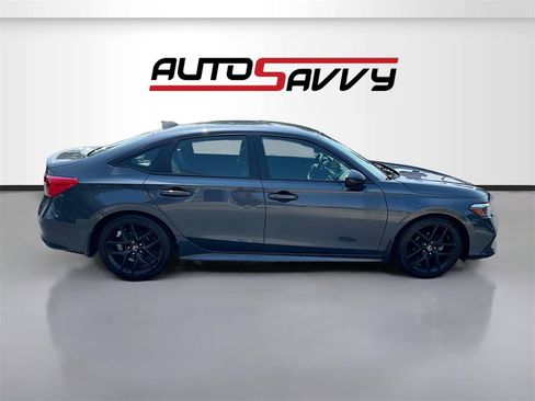 Used 2024 Honda Civic Sport image 8