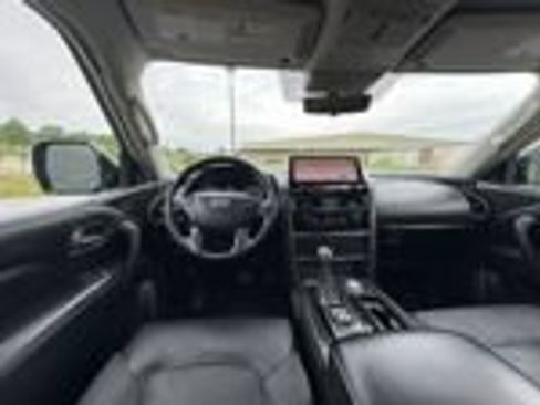 Used 2024 INFINITI QX80 Luxe AWD/4WD image 15