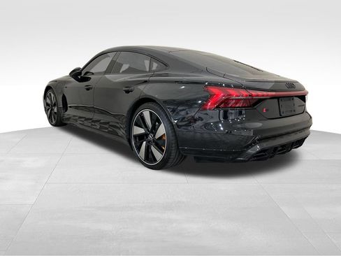 Used 2022 Audi RS e-tron GT w/ Carbon Performance Package AWD/4WD image 3