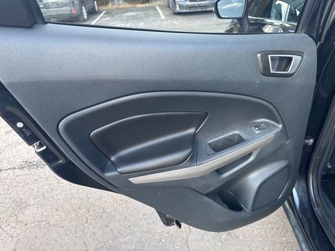 Used 2020 Ford EcoSport Titanium image 29