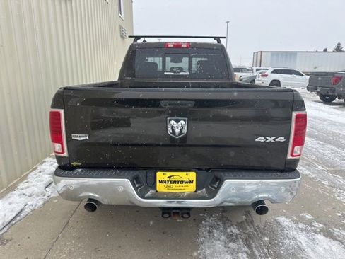 Used 2014 RAM 1500 Laramie w/ Convenience Group AWD/4WD image 7
