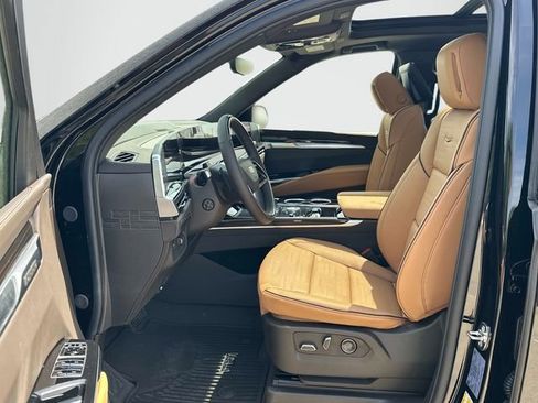 New 2026 Cadillac Escalade ESV Luxury w/ Touring Package image 10