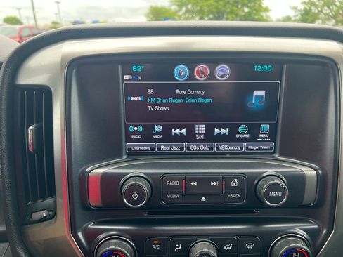 Used 2018 Chevrolet Silverado 1500 LT w/ All Star Edition AWD/4WD image 32