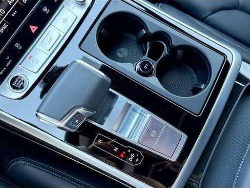 Certified 2025 Audi Q7 3.0T Prestige w/ Prestige Package image 29