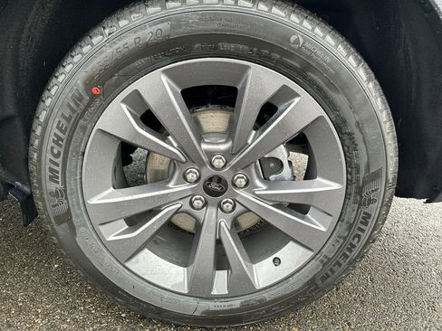 New 2026 Ford Explorer Active w/ Active Comfort Package image 29