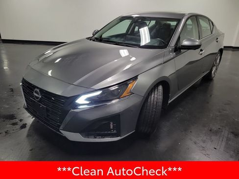 Used 2023 Nissan Altima 2.5 SL FWD image 4