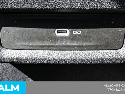 Used 2022 Volkswagen Taos SE FWD image 39