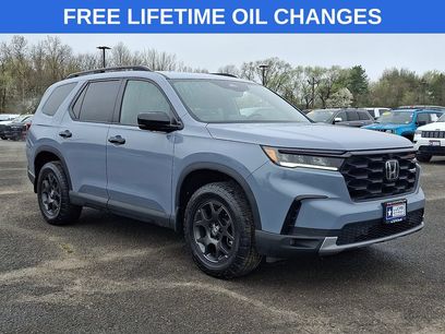 Used 2025 Honda Pilot TrailSport