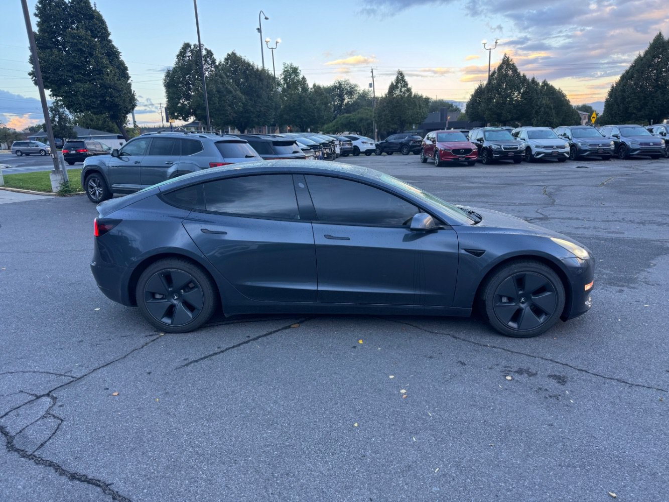 Used 2022 Tesla Model 3 Long Range AWD/4WD image 6