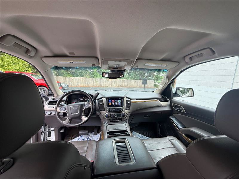 Used 2017 GMC Yukon XL Denali AWD/4WD image 15