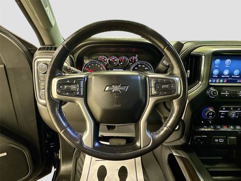 Used 2022 Chevrolet Silverado 1500 LT Trail Boss w/ LT Trail Boss Premium Package AWD/4WD image 11