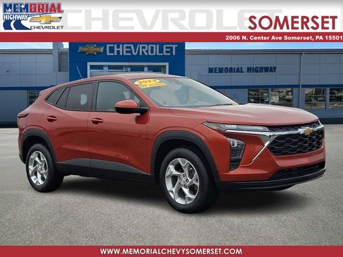 Certified 2024 Chevrolet Trax LS w/ LS Convenience Package image 1