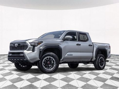 Used 2024 Toyota Tacoma TRD Off-Road AWD/4WD image 2