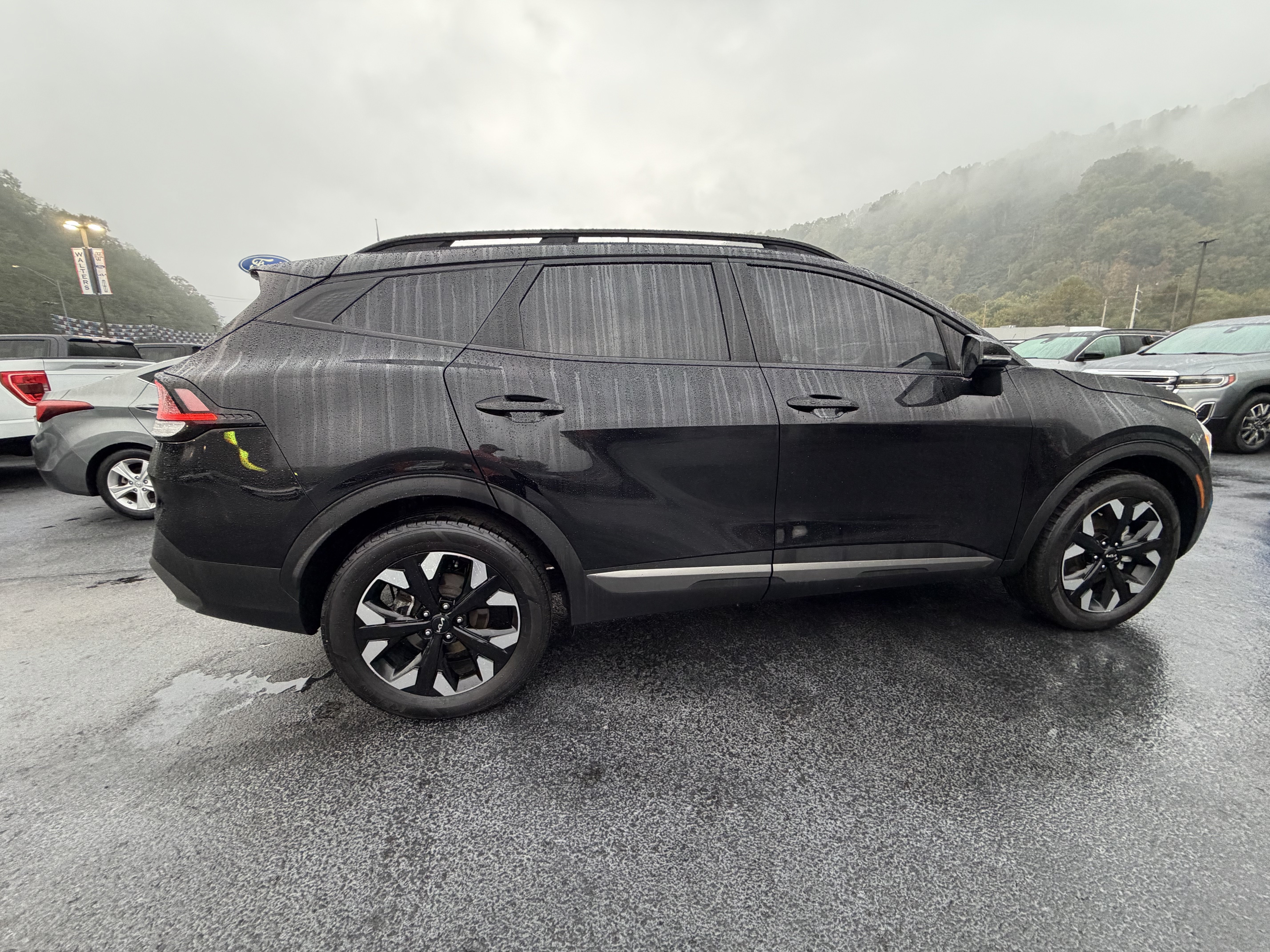 Used 2023 Kia Sportage X-Line w/ X-Line Premium Package AWD/4WD image 8