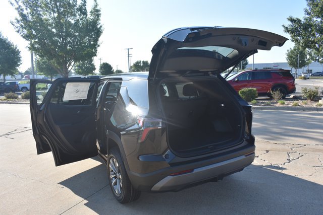 New 2027 Chevrolet Equinox LT w/ Safety and Technology Package FWD image 15