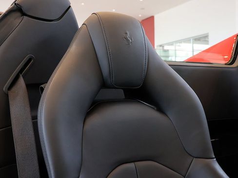 Certified 2018 Ferrari 488 Spider RWD image 32