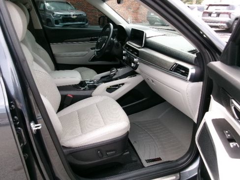 Used 2022 Kia Telluride SX FWD image 11