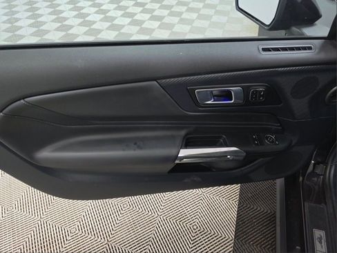 Used 2024 Ford Mustang GT Premium image 13