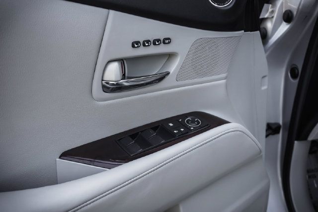 Used 2011 Lexus RX 350 AWD w/ Premium Pkg image 12