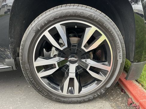 Used 2018 Chevrolet Tahoe Premier image 22