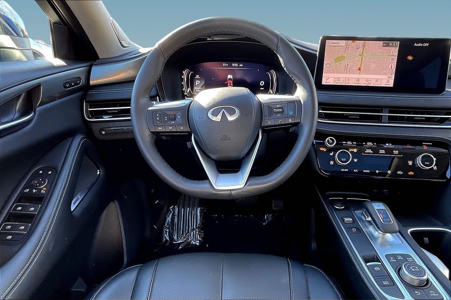Certified 2023 INFINITI QX60 Luxe w/ Performance Audio Package AWD/4WD image 8