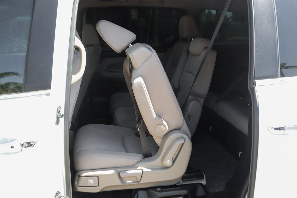 Used 2021 Honda Odyssey EX image 35