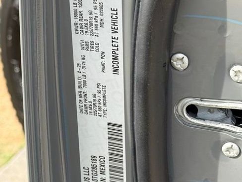 New 2026 RAM 4500 Tradesman image 31