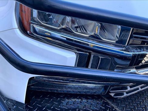 Used 2019 Chevrolet Silverado 1500 LT w/ Texas Edition image 25