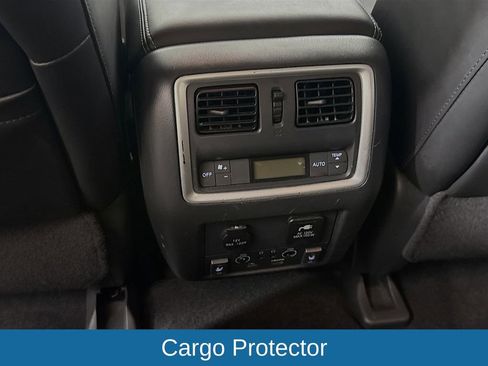 Used 2017 INFINITI QX60 FWD w/ Deluxe Technology Package image 33